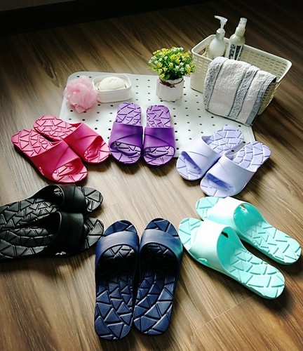 non slip open toe slippers